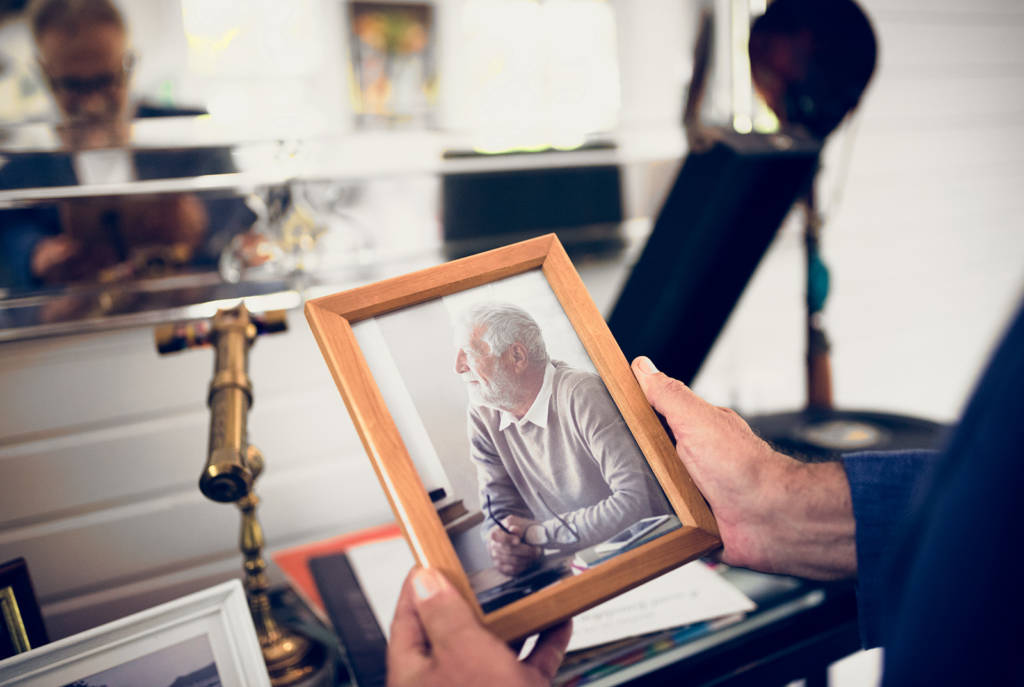 acrylic vs glass in frames